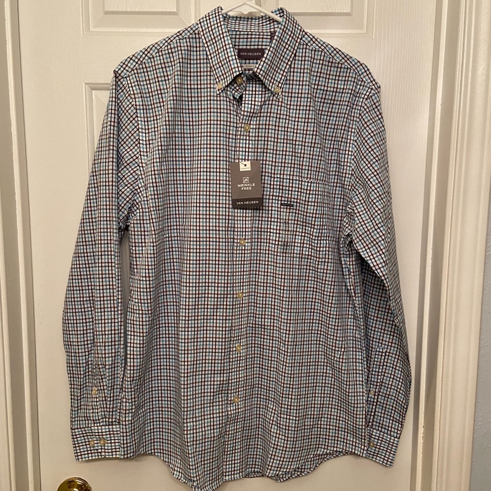 NWT Van Heusen Check Wrinkle Free Dress Shirt Sm